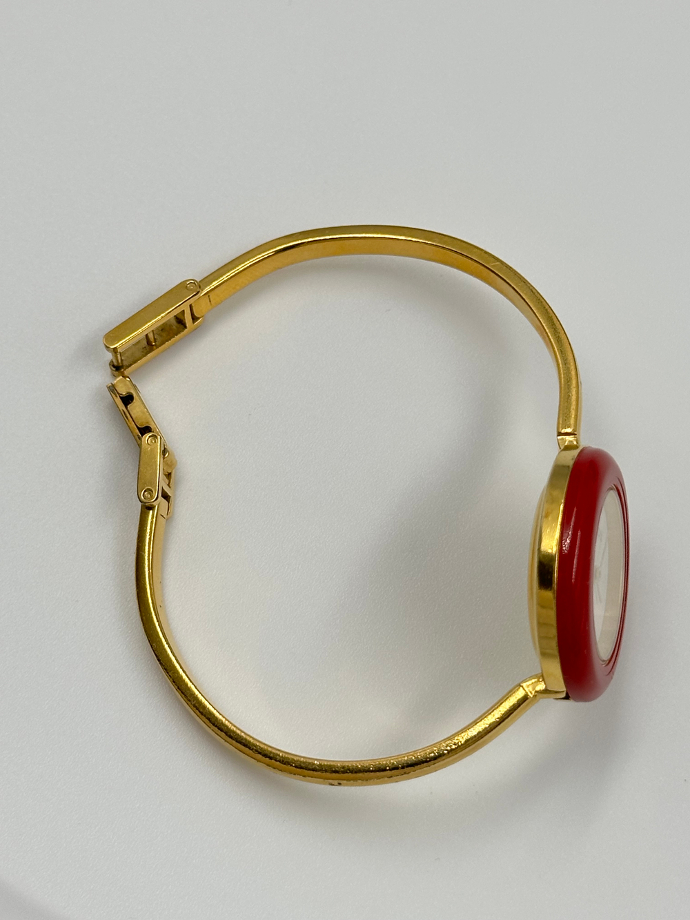 Часы со сменными безелями Gucci 11/12.2