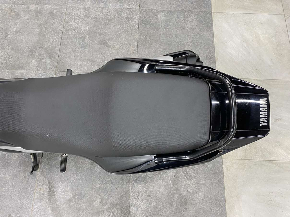 Yamaha YBR250, 2011