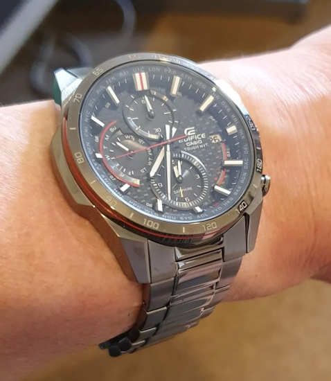 Наручные часы Casio EQW-A2000DC-1AJF