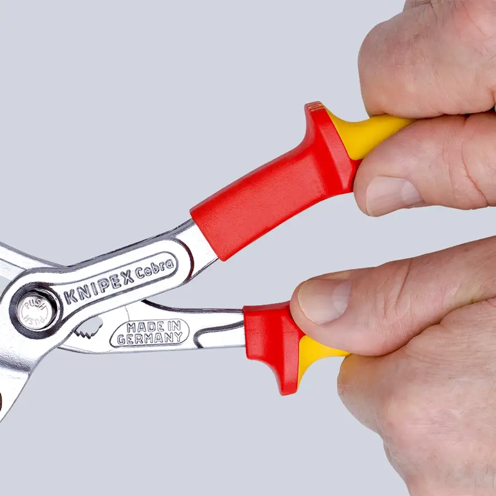 Клещи трубные Cobra® VDE хромированные 250 мм Knipex 87 26 250