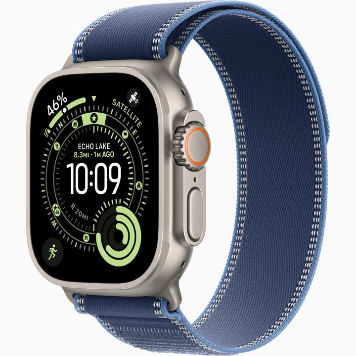 Умные часы Apple Watch Ultra 3 49мм Natural Titanium Case с Bright Blue Trail Loop