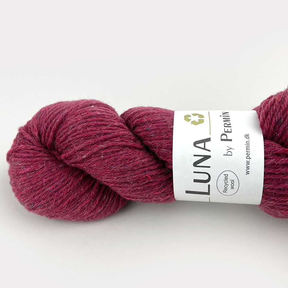 Пряжа Permin (Пермин) Luna / уп.10 мот. по 50 г, 175 м, 889000.889025