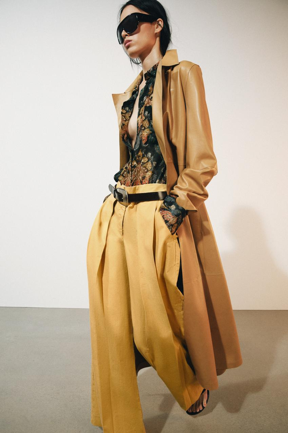 ZARA БРЮКИ СО СКЛАДКАМИ ZW COLLECTION, ГОРЧИЧНЫЙ