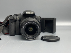 Canon 550D Kit 18-55mm 3.5-5.6 IS II 30.000 кадров