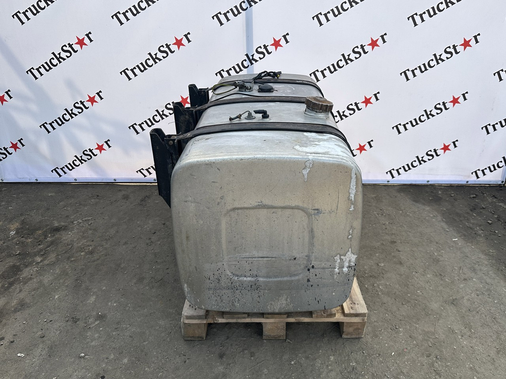 Бак топливный 700L 2022г