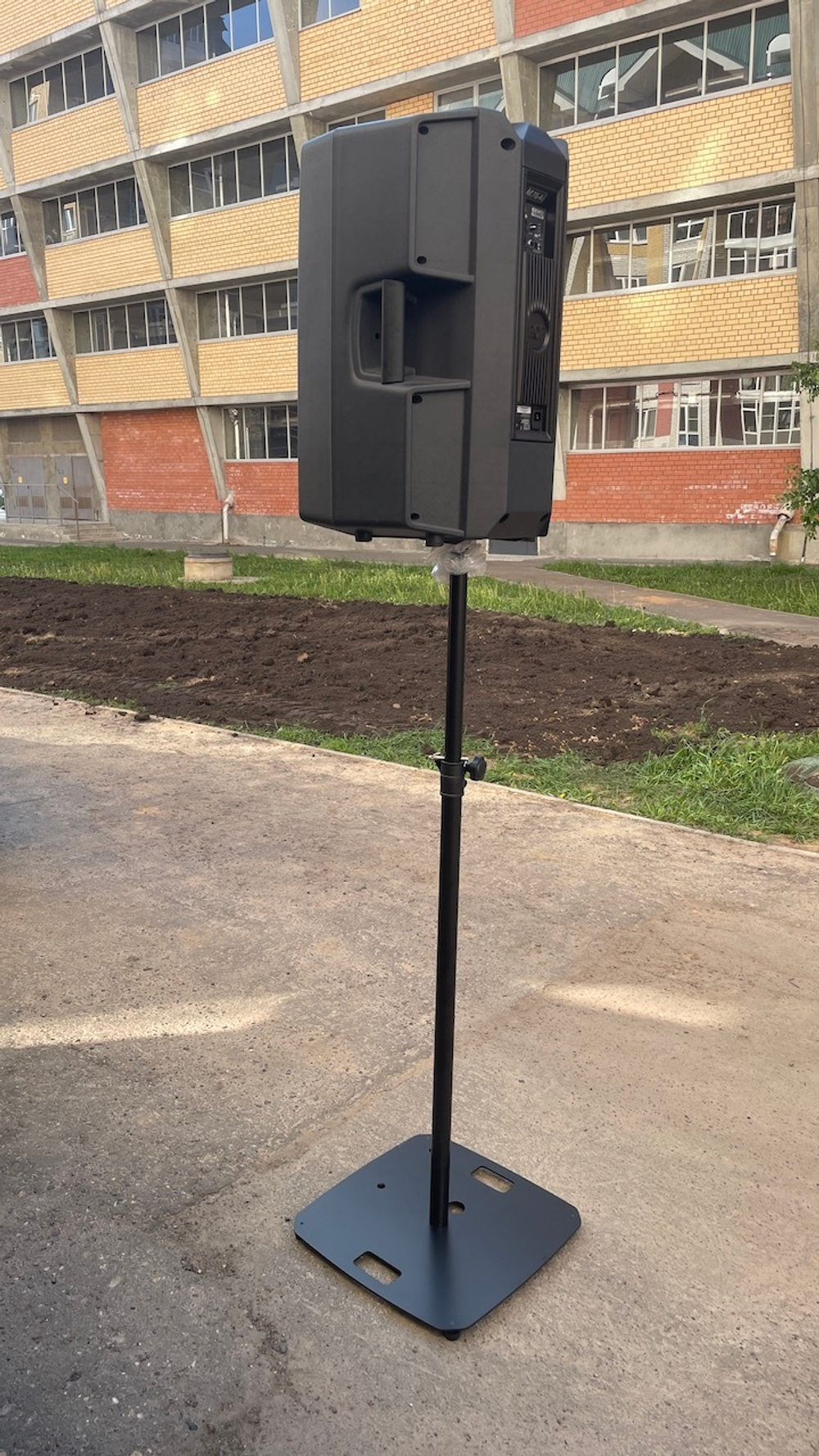 Стойка с основанием для световых приборов, АС, PL LS431B (2 места)