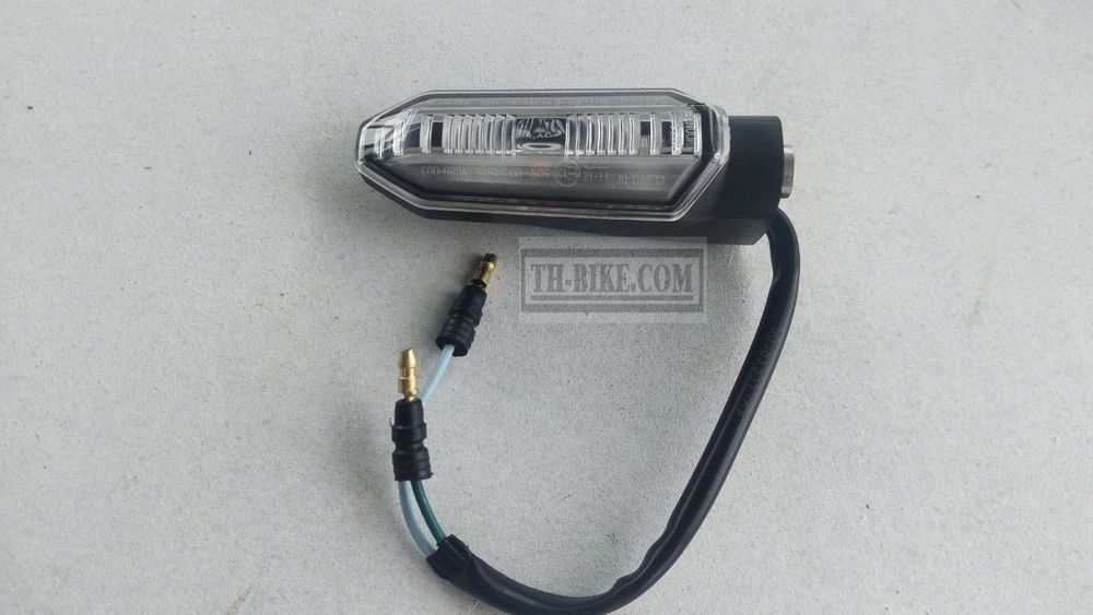 33400-K0W-H11. WINKER ASSY., R. FR.. HONDA