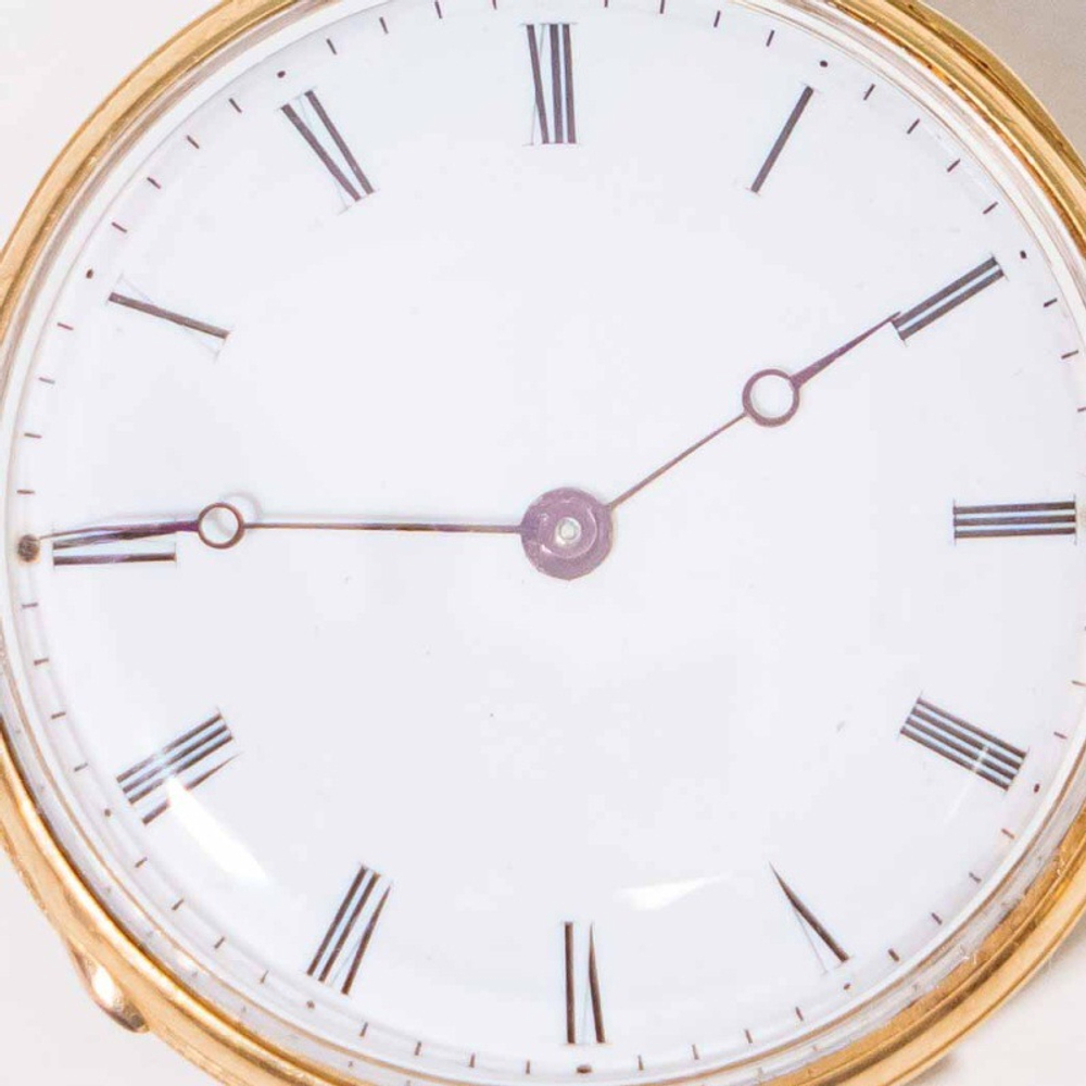 Золотые часы-кулон «ECHAPPEMENT ET CYLINDRE»