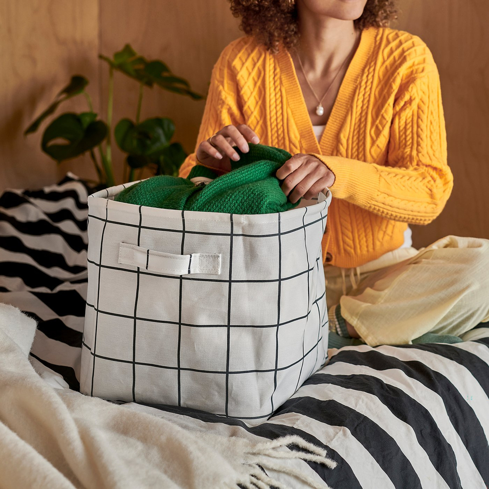 IKEA SLÅTTERVALL  (ИКЕА СЛОТТЕРВАЛЛ)  -  Корзина - ткань 32x35x32 см