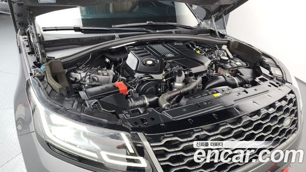 Land Rover Range Rover Velar 3.0 D300 R-Dynamic HSE — 2018