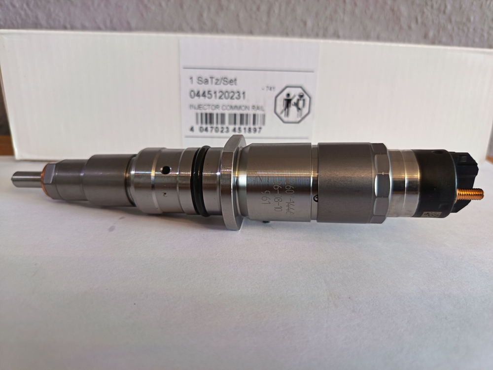 445120231 Топливная форсунка BOSCH