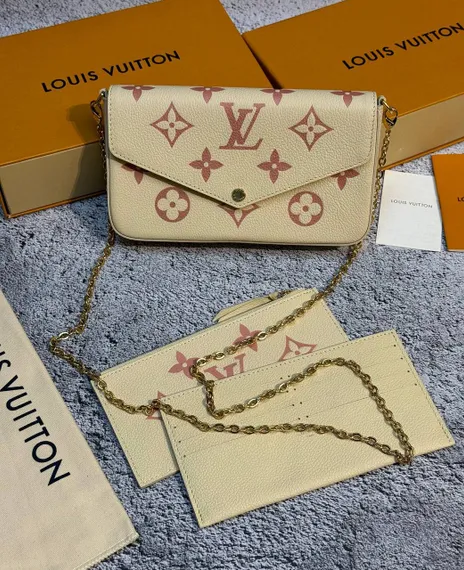 Клатч Louis Vuitton Felicie кремовый/розовый