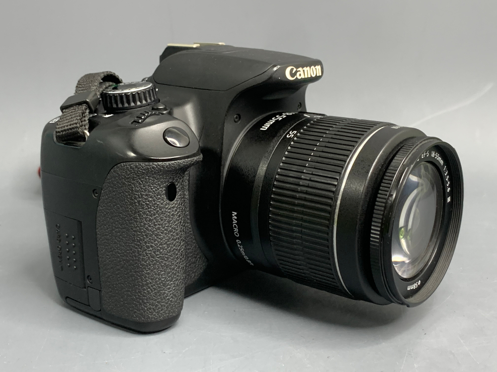 Canon 650D Kit 18-55mm lll 77.000 кадров