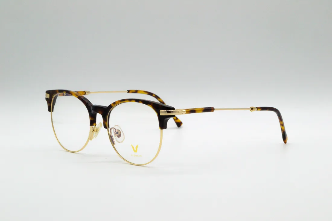 Изг. оправы Eyewear V3005 COL. 03 — кадр 2