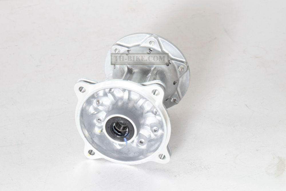 41034-0564 (41034-0596). DRUM-ASSY,RR. KLX150, D-Tracker150. Hub assy rear wheel