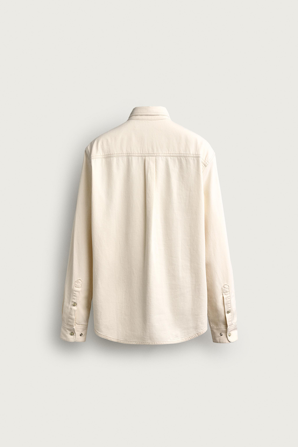ДЖИНСОВАЯ РУБАШКА С КОНТРАСТНОЙ ОТСТРОЧКОЙ — ZARA