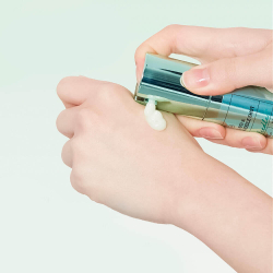 VT Cosmetics Reti-A ReedleShot 100 50мл Бустер-сыворотка с микроиглами и ретинолом