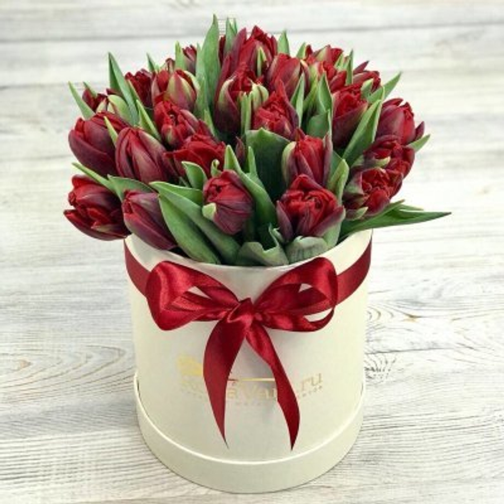 коробка из 29 тюльпанов