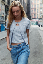 ТРИКОТАЖНЫЙ ТОП С ПАЙЕТКАМИ И БЛЕСТЯЩЕЙ НИТЬЮ — ZARA