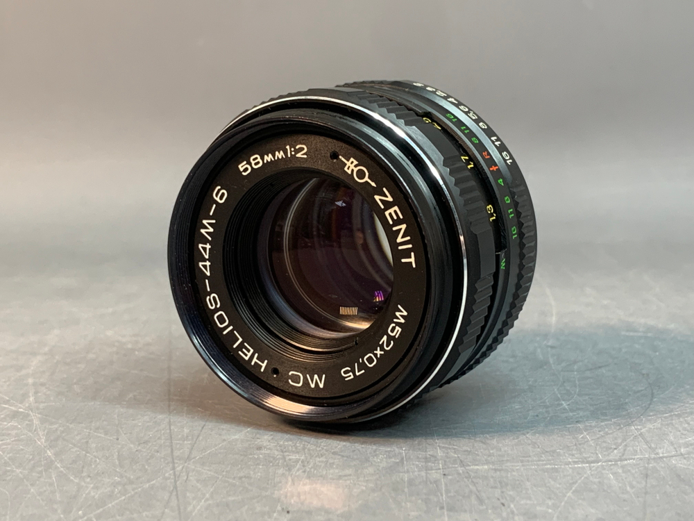 MC Helios-44M-6