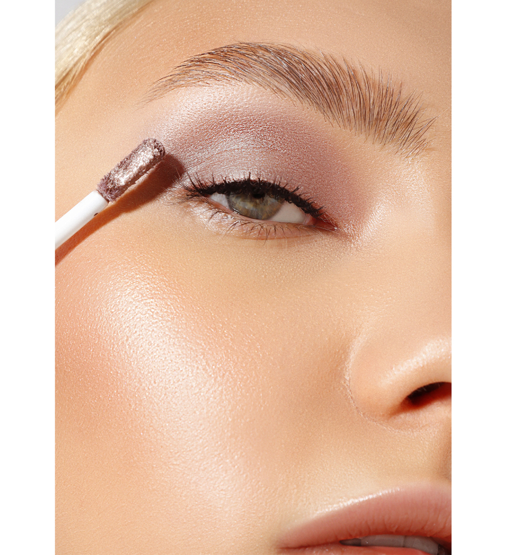 LuxVisage Жидкие тени для век "SATIN NUDE" тон 205 темно-серо-коричневый 3,5 мл