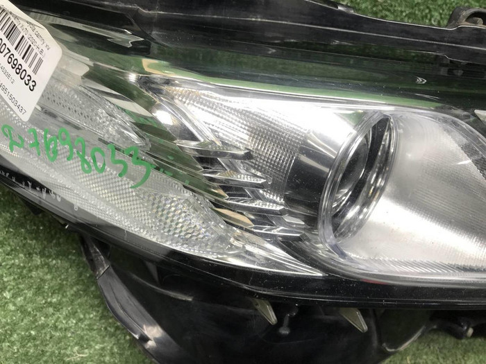 Фара правая Toyota Camry xv70 (20-нв) LED