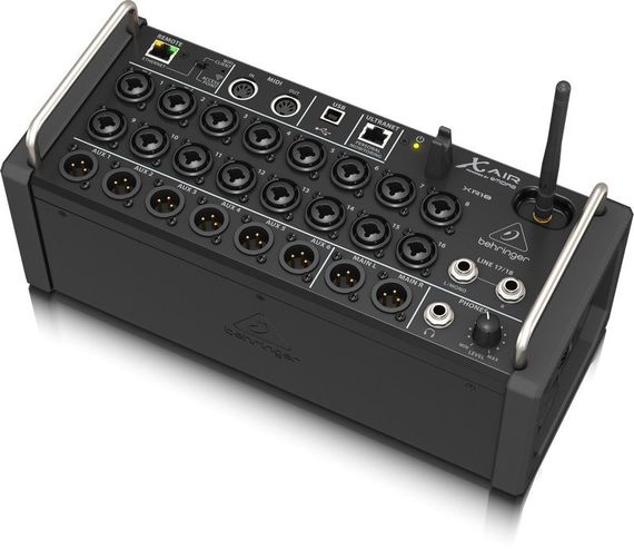 Behringer XR18 цифровой рэковый микшерный пульт
