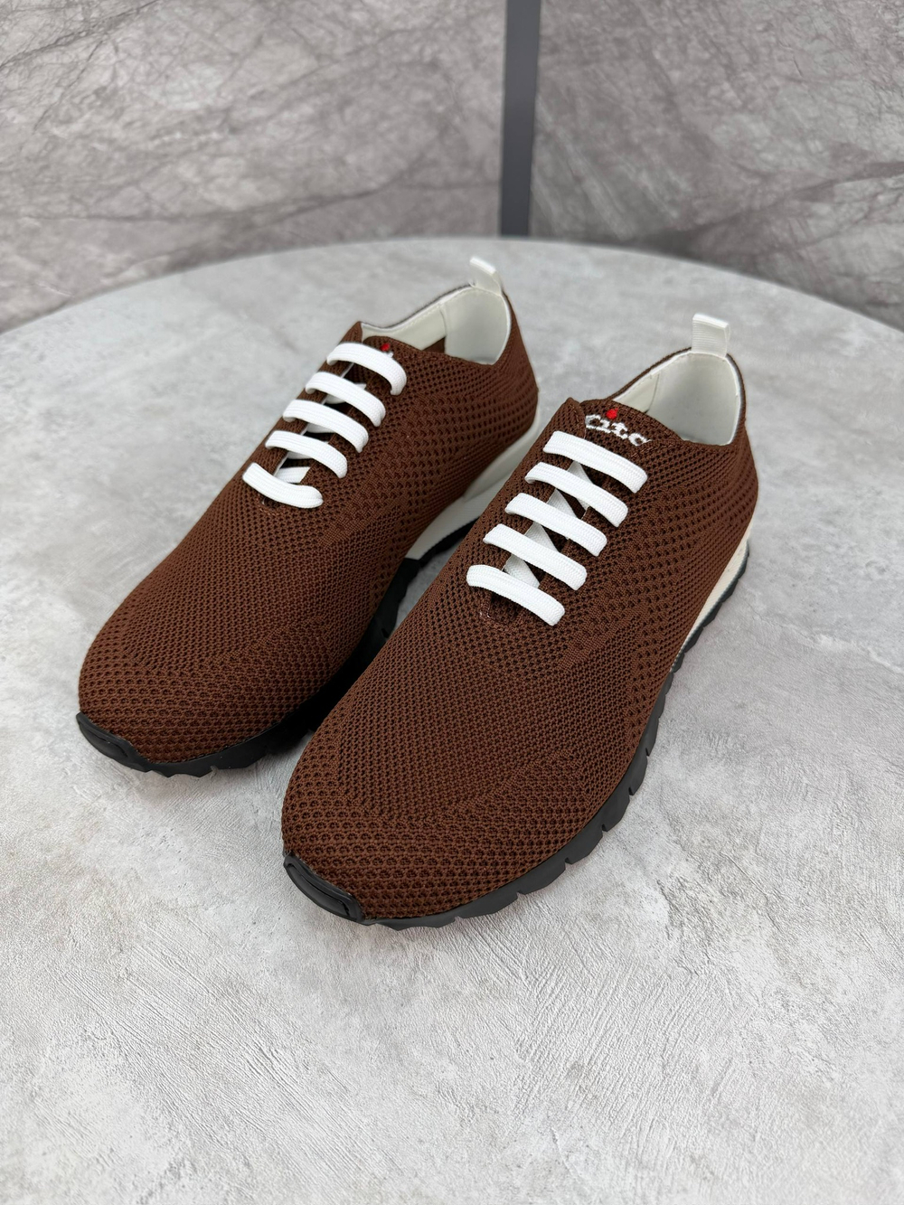 Кроссовки Kiton