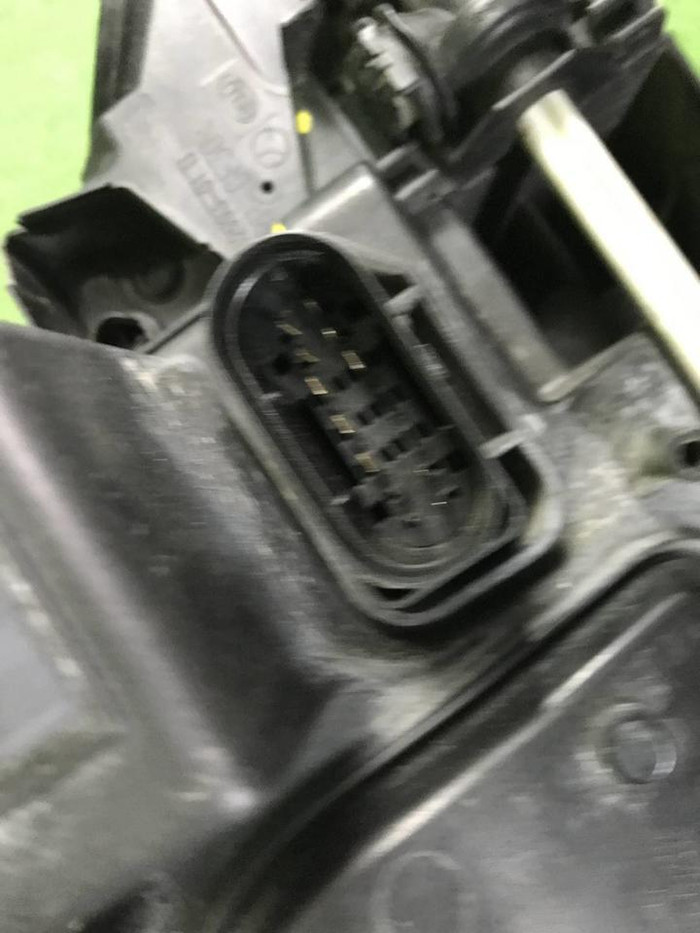 Фара левая Mercedes E W212 (2013-2016) LED В сборе