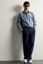 РУБАШКА REGULAR FIT ИЗ ШАМБРЕ С КАРМАНАМИ — ZARA