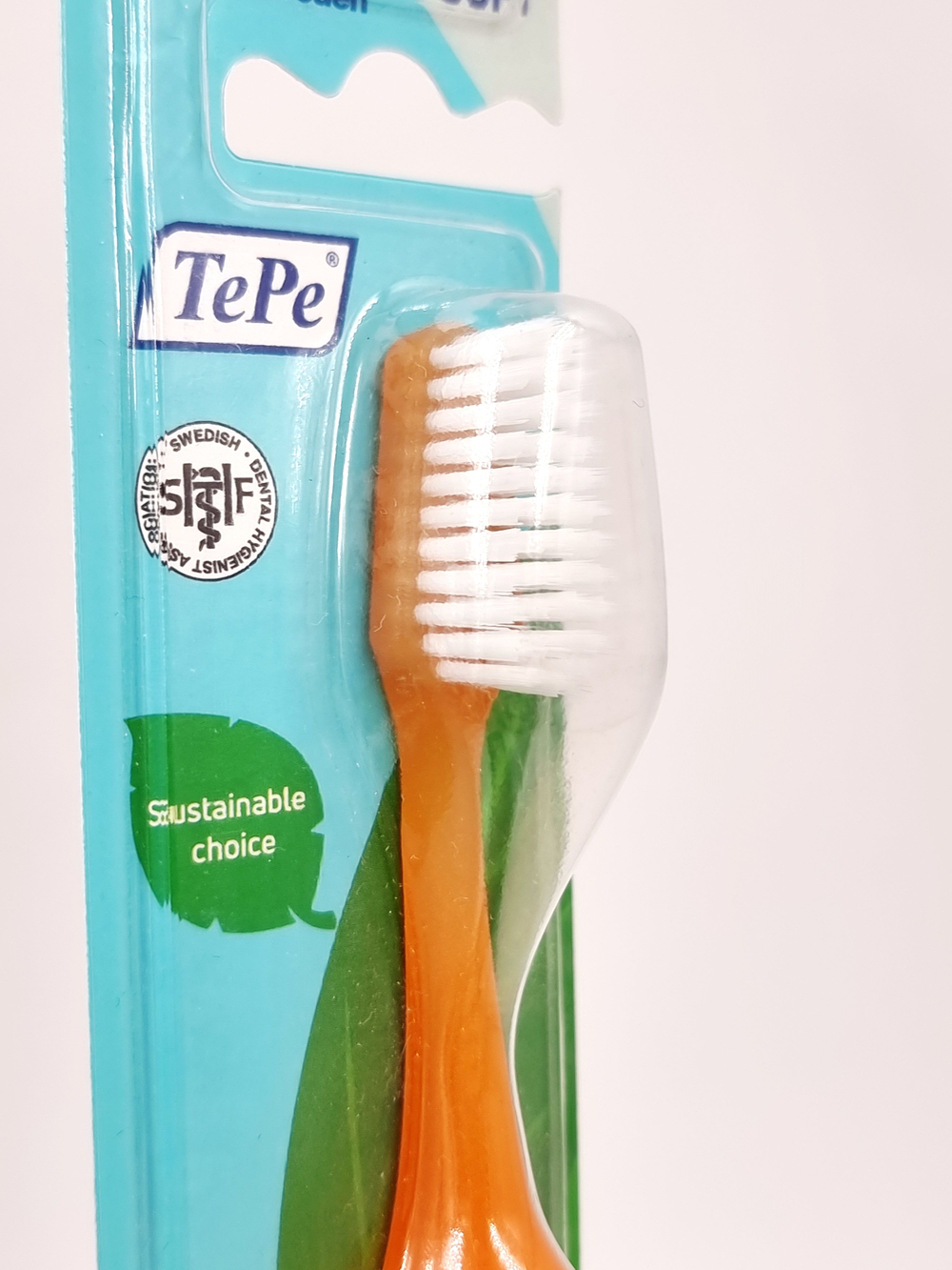 TePe Зубная щетка Supreme Soft мягкая с двойными щетинками, оранжевая, 1 шт. (Швеция)