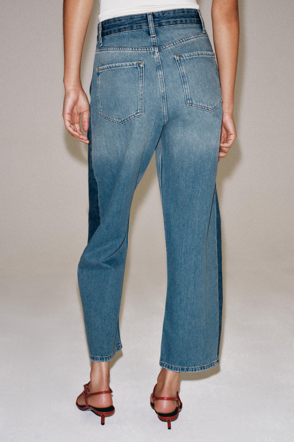 ДЖИНСЫ RELAXED ANKLE СО СРЕДНЕЙ ПОСАДКОЙ И ПЭЧВОРКОМ — ZW COLLECTION — ZARA