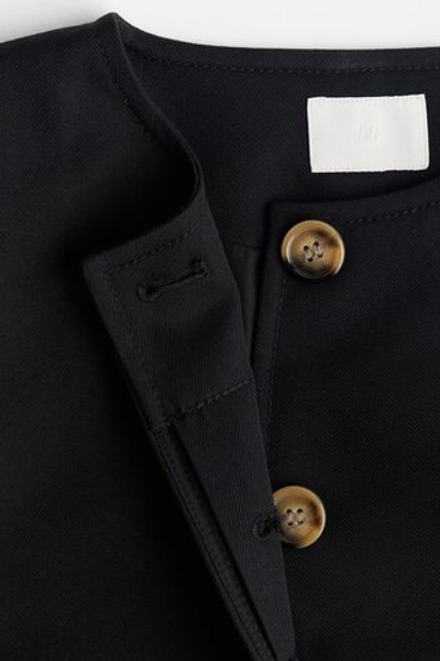 Приталенный жакет с круглым вырезом - H&M