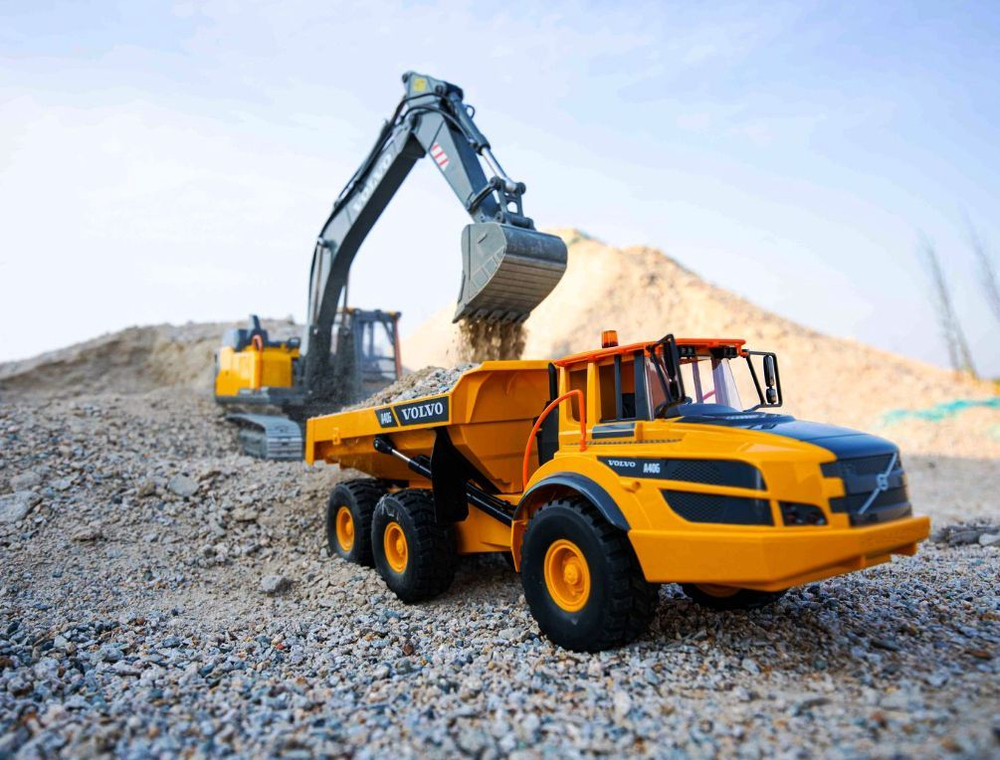 Радиоуправляемый самосвал Double E VOLVO A40G - E591-003