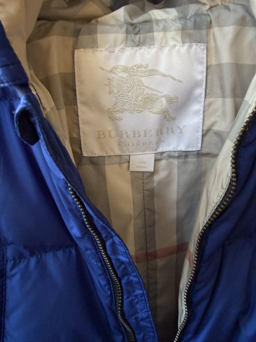 Пуховый комбинезон Burberry, 80
