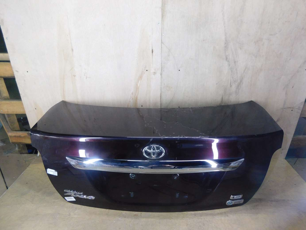 крышка багажника Toyota Corolla Axio NZE161 ZRE162