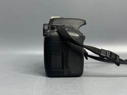 Canon EOS 550D 15.700 Кадров