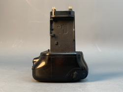 Canon BG-E13