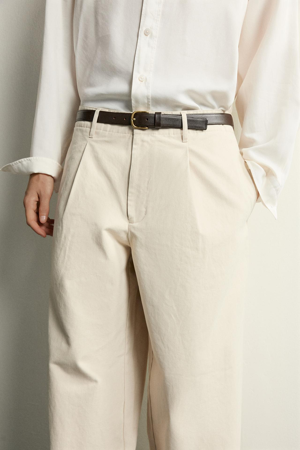 ZARA БРЮКИ RELAXED FIT СО СКЛАДКАМИ, БЕЖЕВЫЙ