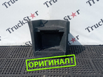 Корпус (дефект) подножек правый 2020г.