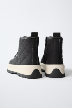 ZARA СТЕГАНЫЕ СПОРТИВНЫЕ БОТИНКИ, ЧЕРНЫЙ