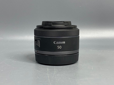 Canon RF 50mm 1.8 STM