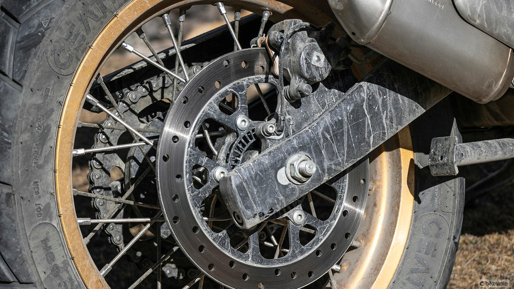 Royal Enfield Himalayan 450 Hanle Black (Premium / бескамерные шины) 2025