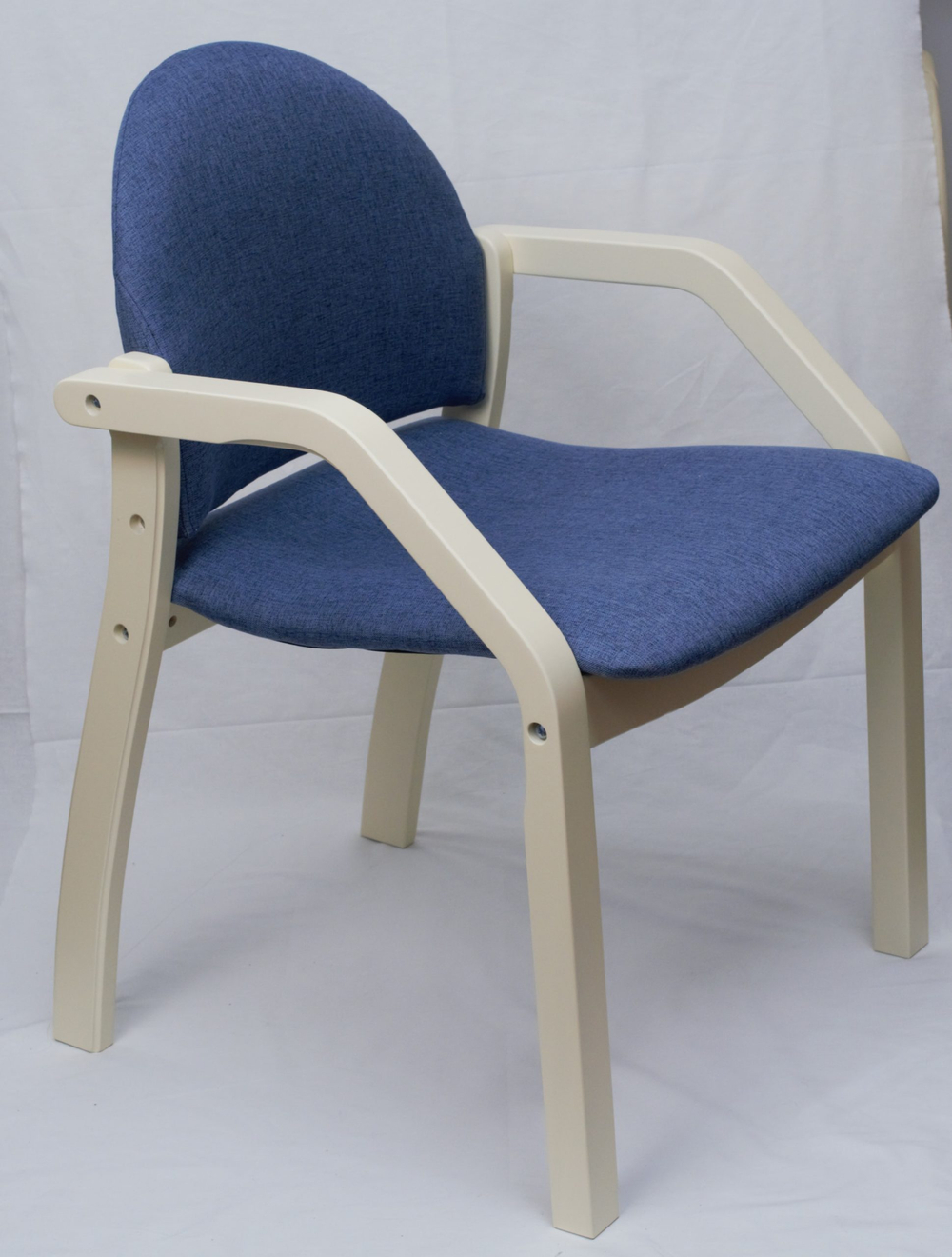 Стол Zip-mebel Сканди К 90 слоновая кость со стульями Джуно слоновая кость рогожка синий