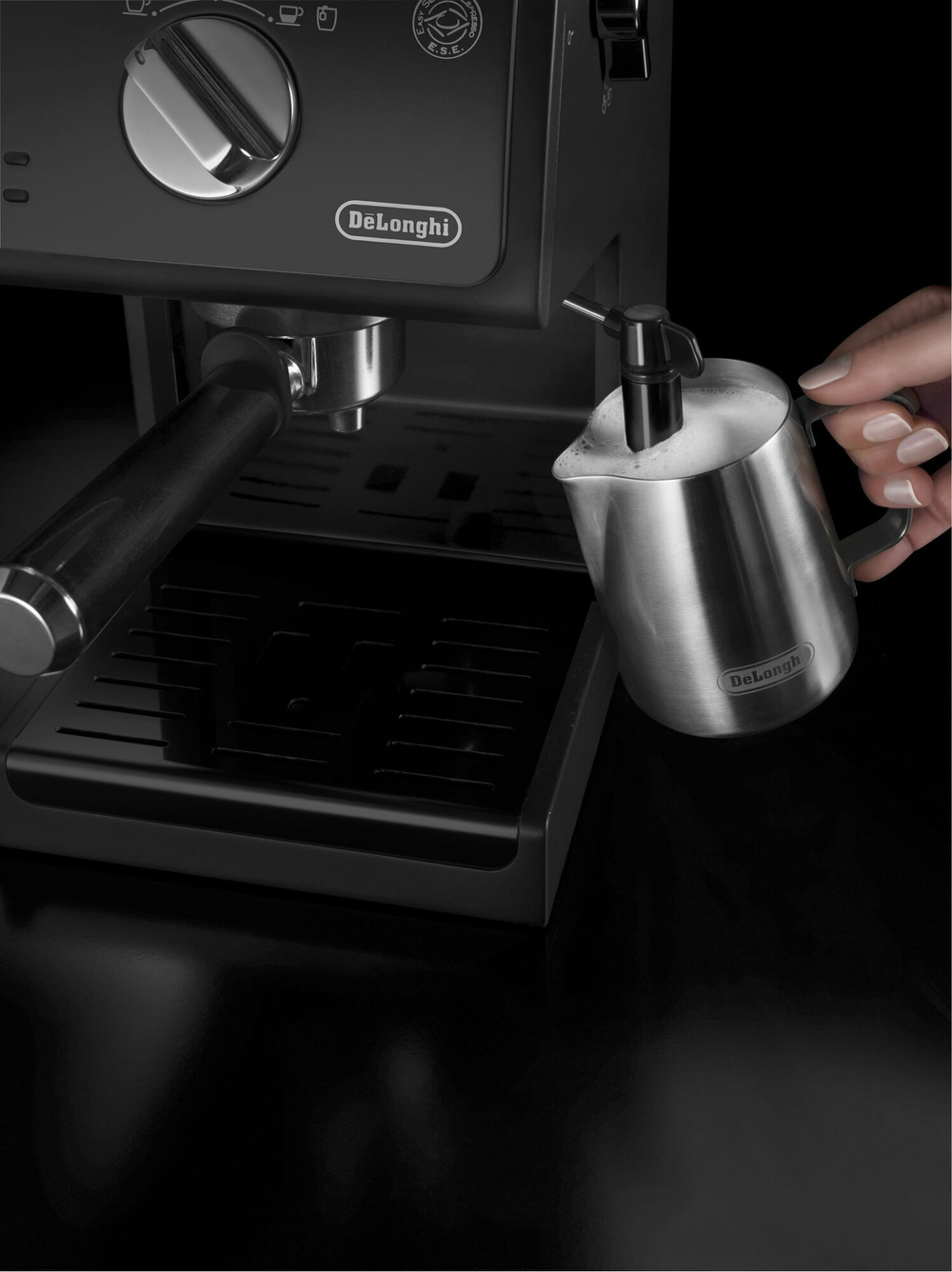 Кофеварка DeLonghi ECP 31.21