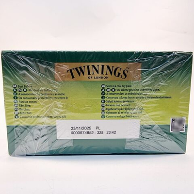 Чай зеленый Twinings "Pure Green Tea" 50 пакетиков, 100 г (из Финляндии)