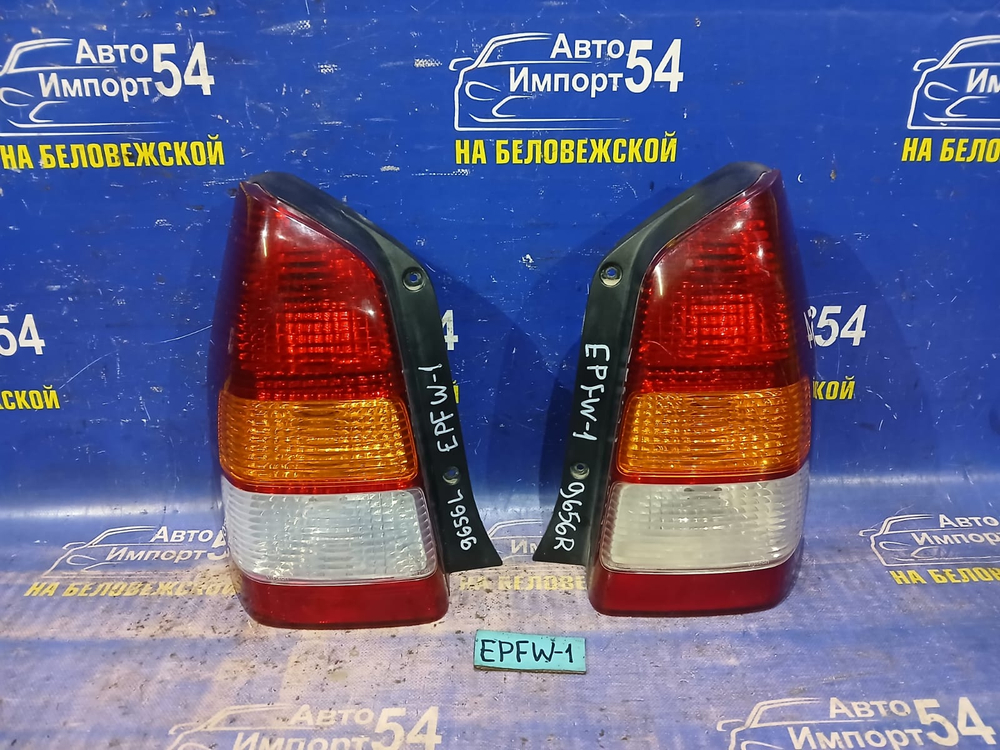 Стоп левый MAZDA TRIBUTE 2002