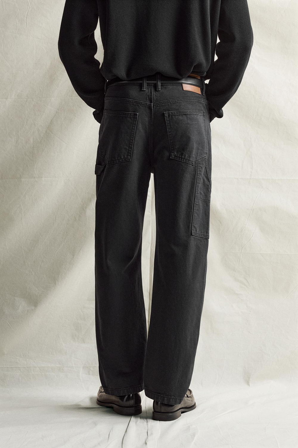 ZARA БРЮКИ STRAIGHT FIT С КАРМАНАМИ КАРГО, ЧЕРНЫЙ