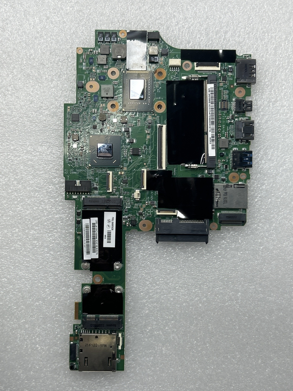 Материнская плата для ноутбука Lenovo X1 MB Plni5-2520M nAMTwTPMwAES (04W3539), оригинал