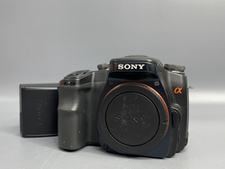Sony A100